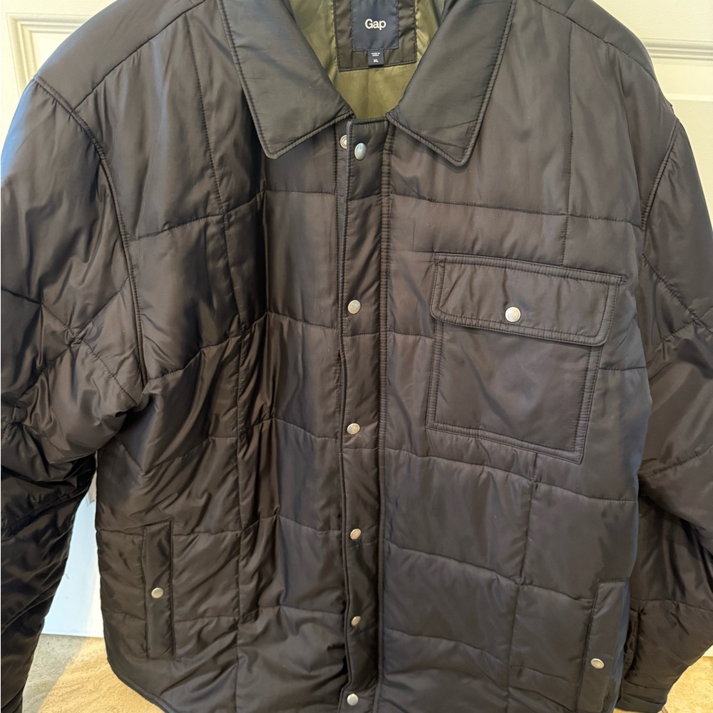 GAP Men's black Quilted Puffer Jacket